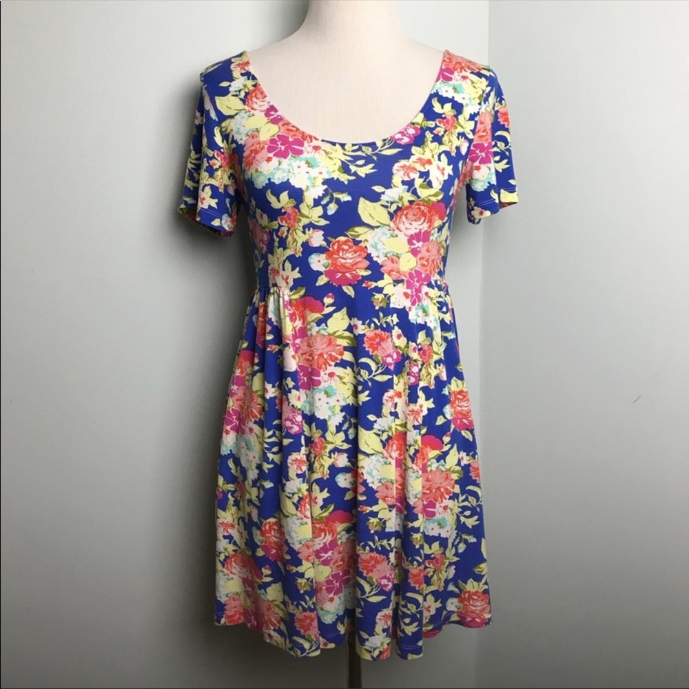 Volcom floral dress. Size XS